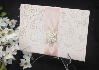 Luxurious Pearl Brooch Laser Cut Wedding Invitation
